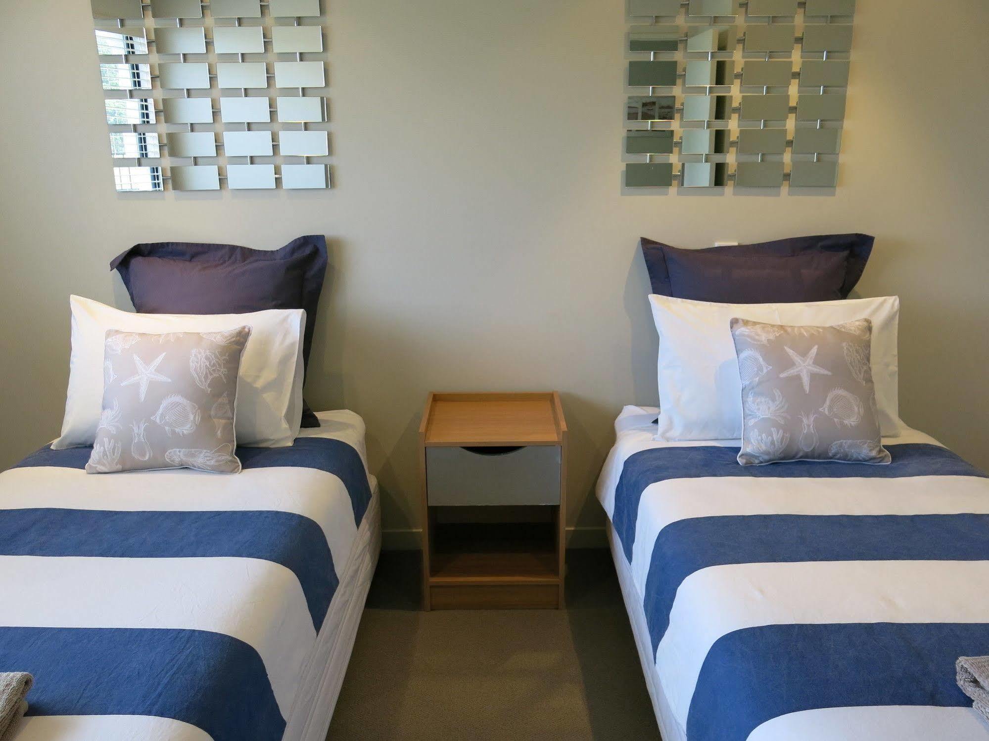 Ocean Breeze Resort Pauanui Esterno foto